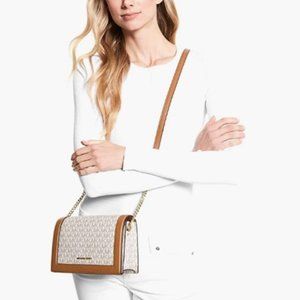 Micheal Kors Authentic Michael Kors Crossbody Vanilla/Acorn